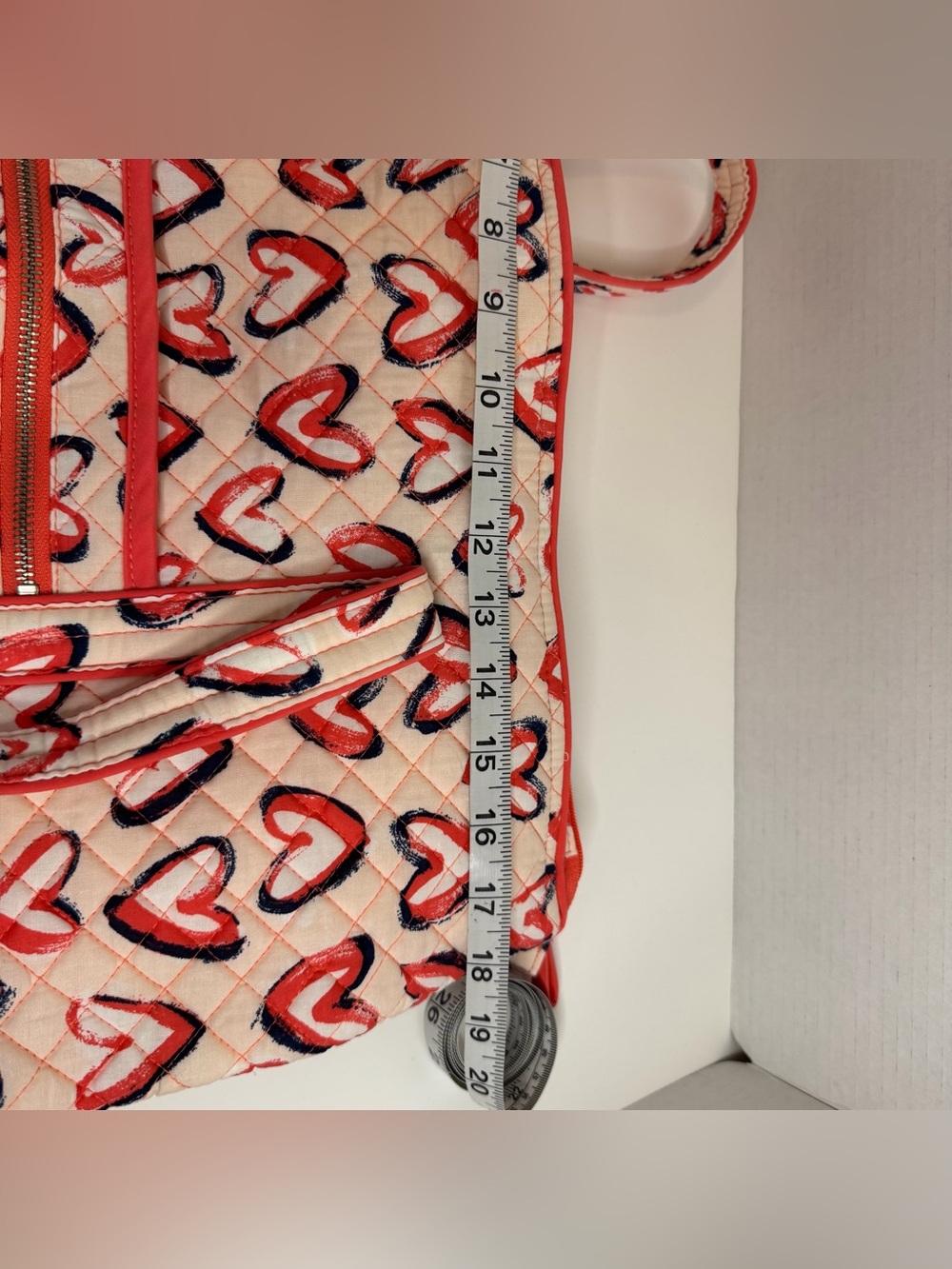 NWT. Vera Bradley Sketched Hearts Large Icon Tote - Picture 6 of 7